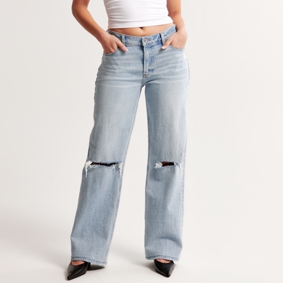 Abercrombie Curve Love Low Rise Baggy Jean - Picture 1 of 11